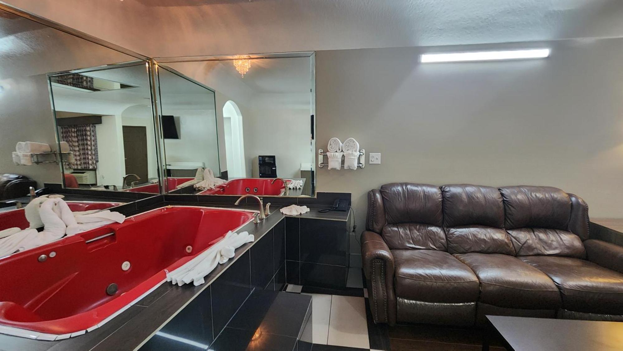 Scottish Inn & Suites Sam Houston Parkway Zewnętrze zdjęcie